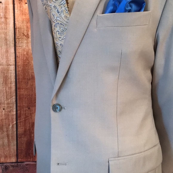 Michael Kors Sport Coat - Picture 16 of 17